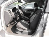 Gebraucht VW Polo Cross 90 PS (66 kW) 2016 Reflexsilber metallic Kleinwagen