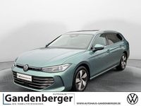 Gebraucht VW Passat Business 150 PS (110 kW) 2024 Grünschwarz Kombi