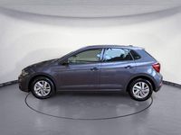 Gebraucht VW Polo Style 95 PS (69 kW) 2024 Grau Limousine