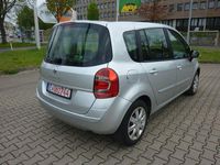 Gebraucht Renault Grand Modus Dynamique 103 PS (75 kW) 2012 Silber Van / Kleinbus