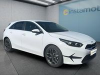 Neu Kia Ceed 140 PS (102 kW) 2025 Weiß Kleinwagen
