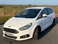 Gebraucht Ford S-MAX Titanium 179 PS (131 kW) 2018 Weiß Van / Kleinbus