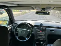 Gebraucht Mercedes E240 170 PS (125 kW) 1998 Silber Limousine