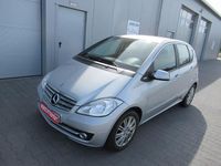 Gebraucht Mercedes A180 Elegance 109 PS (80 kW) 2010 Silber Van / Kleinbus