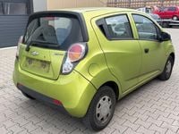 Gebraucht Chevrolet Spark 68 PS (50 kW) 2010 Grün Kleinwagen