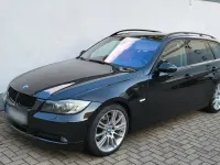 Gebraucht BMW 320 177 PS (130 kW) 2007 Schwarz Kombi
