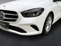 Gebraucht Mercedes B200 Style 150 PS (110 kW) 2020 Weiß Van / Kleinbus