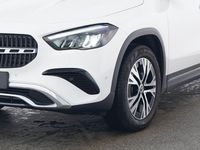 Gebraucht Mercedes GLA200 Progressive 150 PS (110 kW) 2025 Unilack polarweiß SUV