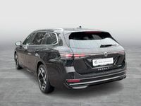 Gebraucht VW Passat Elegance 150 PS (110 kW) 2024 Schwarz Kombi