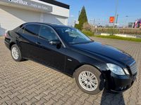 Gebraucht Mercedes E220 170 PS (125 kW) 2010 Schwarz Limousine