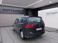 Gebraucht VW Touran Comfortline 150 PS (110 kW) 2022 Grau Van / Kleinbus