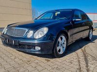 Gebraucht Mercedes E240 Avantgarde 177 PS (130 kW) 2002 Blau Limousine