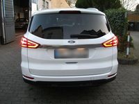 Gebraucht Ford S-MAX Titanium 160 PS (117 kW) 2017 Weiß Van / Kleinbus