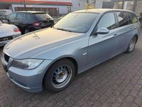 Gebraucht BMW 320 150 PS (110 kW) 2006 Arktis Kombi