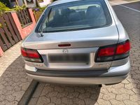 Gebraucht Mazda 626 115 PS (84 kW) 1998 Silber Limousine
