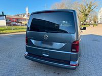 Gebraucht VW Multivan Comfortline 204 PS (150 kW) 2021 Grau Van