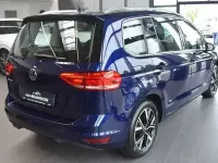 Gebraucht VW Touran Highline 150 PS (110 kW) 2021 Blau Van / Kleinbus