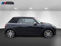 Gebraucht Mini Cooper Cabriolet 136 PS (100 kW) 2022 Mini yours enigmatic black Cabrio