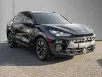 Second-hand Cupra Terramar 150 CP (110 kW) 2025 Negru SUV