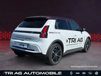 Gebraucht Renault R5 Komfort 110 kW (150 PS) 2024 Perlmuttweiß  dach blackpearl schwarz Kleinwagen