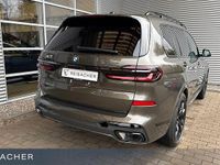 Neu BMW X7 Performance 340 PS (250 kW) 2025 Braun SUV
