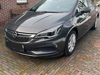 Gebraucht Opel Astra Edition 150 PS (110 kW) 2016 Grau Limousine