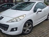 Gebraucht Peugeot 207 CC Active 120 PS (88 kW) 2012 Weiß Cabrio