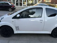 Gebraucht Toyota Aygo Cool 68 PS (50 kW) 2011 Weiß Kleinwagen
