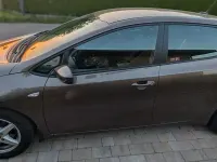 Gebraucht Kia Ceed 110 PS (80 kW) 2014 Braun Kleinwagen