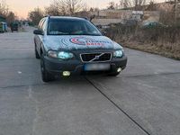 Second-hand Volvo XC70 209 CP (153 kW) 2003 Negru Break