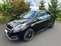 Gebraucht Peugeot 208 110 PS (80 kW) 2015 Schwarz Kleinwagen