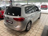 Gebraucht VW Touran Comfortline 150 PS (110 kW) 2021 Silber Van / Kleinbus
