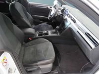 Gebraucht VW Arteon 150 PS (110 kW) 2023 Weiß Kombi