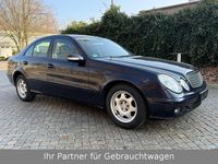 Gebraucht Mercedes E200 Classic 122 PS (89 kW) 2006 Blau Limousine