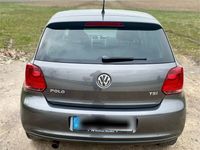 gebraucht VW Polo V Life, BJ 2013, 1.2 90PS, Service NEU!