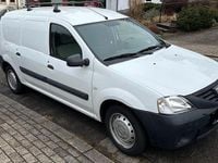 Gebraucht Dacia Logan Pick-Up 83 PS (61 kW) 2011 Weiß Abholung