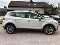Gebraucht Ford Kuga Trend 140 PS (102 kW) 2010 Polarsilber metallic SUV