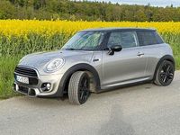 Usado Mini Cooper 136 HP (100 kW) 2017 Cinzento Citadino