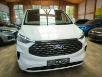 Gebraucht Ford Tourneo Custom Titanium 136 PS (100 kW) 2025 Frostweiß Van