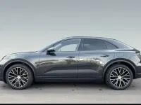 Gebraucht Porsche Macan 264 kW (360 PS) 2026 Vulkangraumetallic SUV
