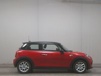 Gebraucht Mini Cooper 136 PS (100 kW) 2019 Rot Kleinwagen