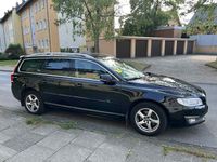 Gebraucht Volvo V70 124 PS (91 kW) 2016 Schwarz Kombi
