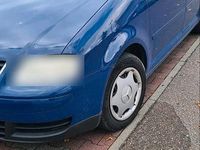 Gebraucht VW Touran 116 PS (85 kW) 2005 Blau Van / Kleinbus