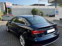 Gebraucht Audi A3 Sport 116 PS (85 kW) 2019 Blau Limousine