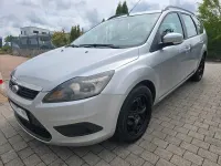 Gebraucht Ford Focus 109 PS (80 kW) 2011 Silber Limousine