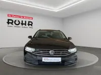 Gebraucht VW Passat Basis 150 PS (110 kW) 2021 Deep black perleffekt Kombi