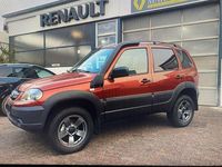 Gebraucht Lada niva 80 PS (58 kW) 2021 Rot SUV