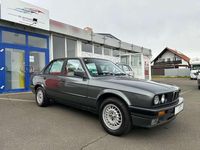 Gebraucht BMW 325 170 PS (125 kW) 1988 Delfingrau met. Limousine