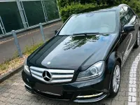 Używany Mercedes C250 204 KM (150 kW) 2011 Czarny Sedan/Limuzyna