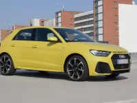 Gebraucht Audi A1 S-Line 150 PS (110 kW) 2022 Gelb SUV